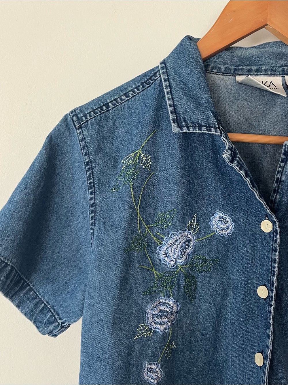 Embroidered Denim Button up Short Sleeve Shirt